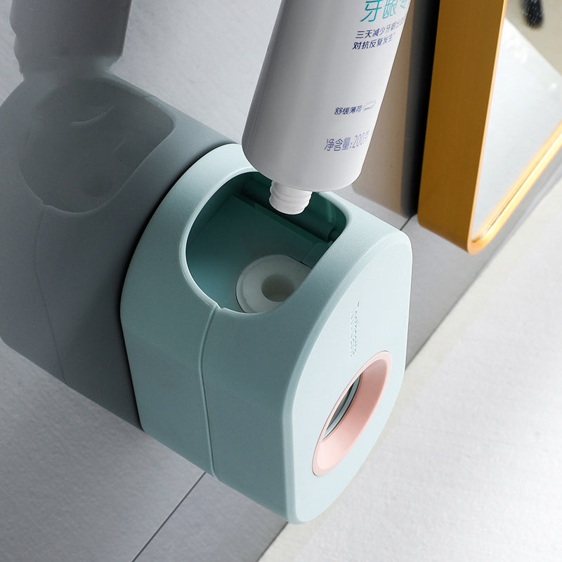 Distributeur Automatique de Dentifrice